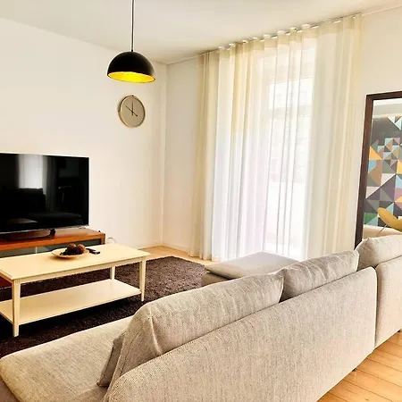 Lucky Alameda * Lisbon