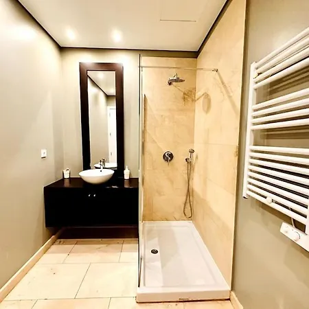 Lucky Alameda * Lisbon